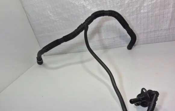 Mercedes-Benz B W246 W242 Vacuum line/pipe/hose A2700180029