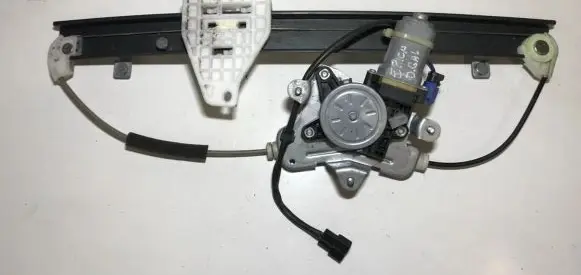 Chevrolet Epica Sliding door window regulator with motor