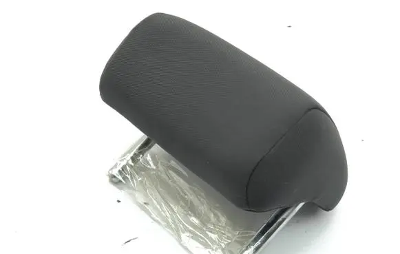 Seat Leon IV Rear seat headrest 