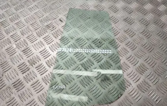 Rear vent window glass