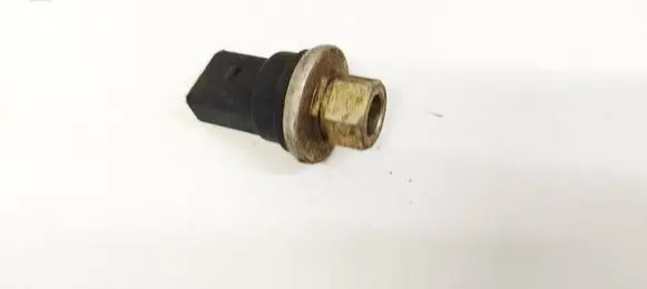 Audi A4 S4 B6 8E 8H Air conditioning (A/C) pressure sensor 8Z0959126