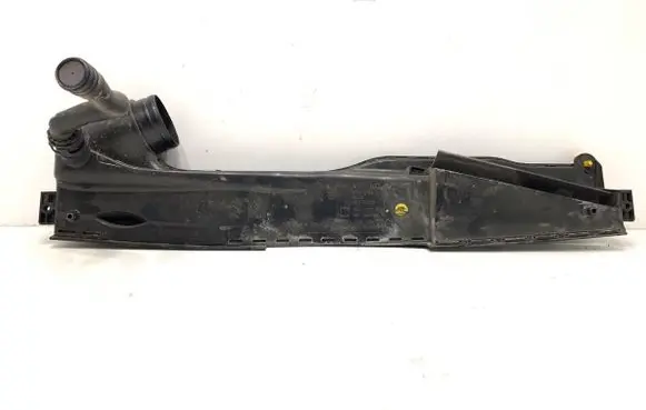 Volkswagen Polo VI Air intake hose/pipe 2Q0129509B