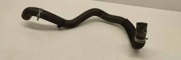 Coolant pipe/hose