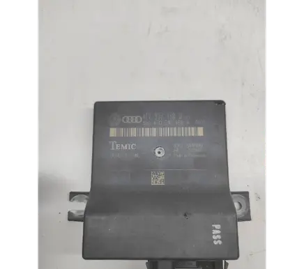 Audi A6 S6 C6 4F Gateway control module 4F0907468D