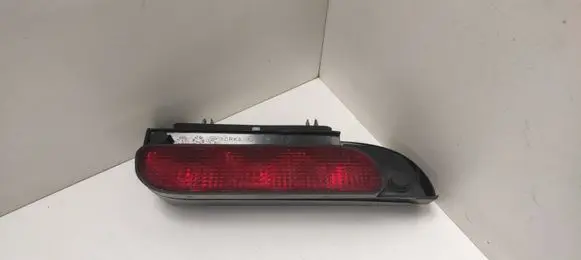 Peugeot Partner Third/center stoplight 7R02569
