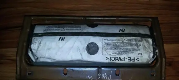 Peugeot 406 Passenger airbag