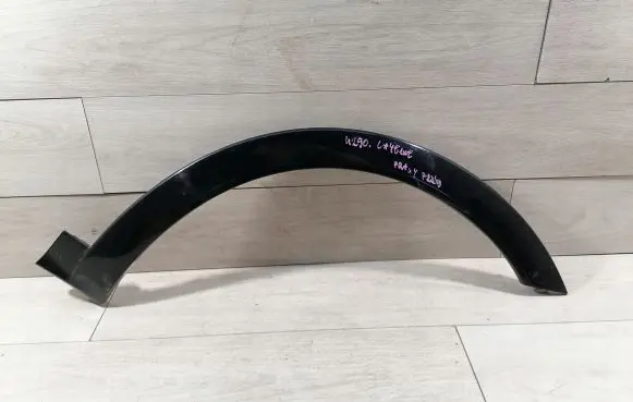 Porsche Cayenne (9Y0 9Y3) Front arch trim 9Y0853818