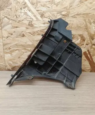 Volvo V70 Front bumper mounting bracket 31265345