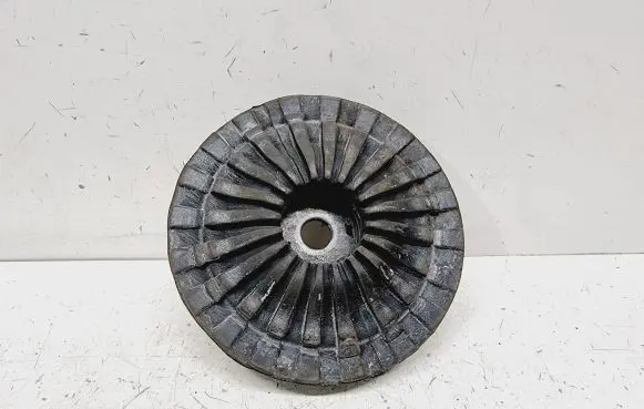 Audi A6 S6 C6 4F Front coil spring rubber mount 4F0412377B 4F0412377D