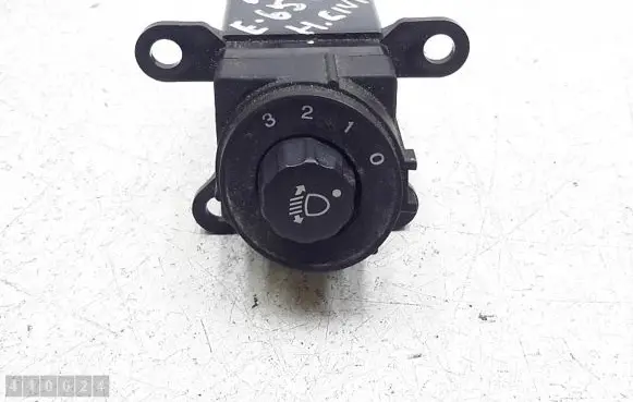 Honda Civic Headlight level height control switch m30424