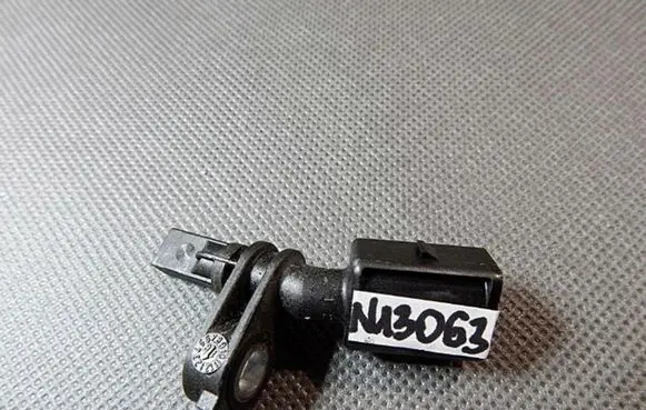 Volkswagen Polo V 6R ABS brake wheel speed sensor 10071152743