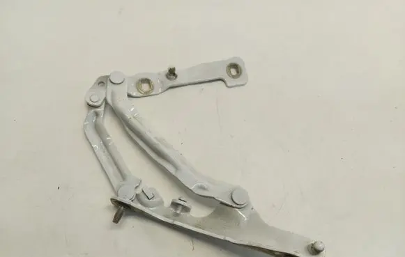 Tesla Model 3 Tailgate hinge 1551481-00-E-jlk01