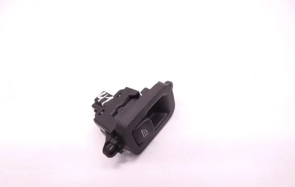 Volvo V50 Electric window control switch 30658449 D19