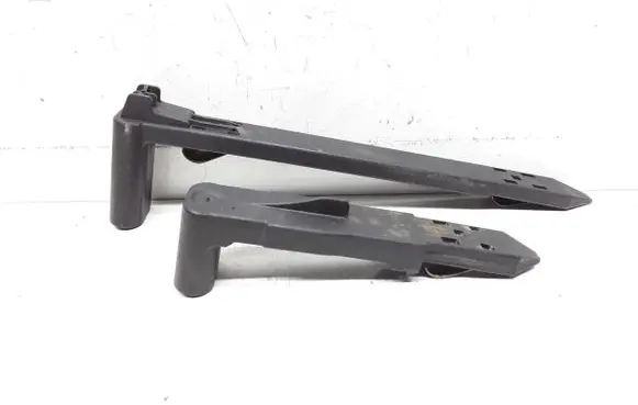 Volvo XC60 Headlight/headlamp mounting bracket 30763155 30763154