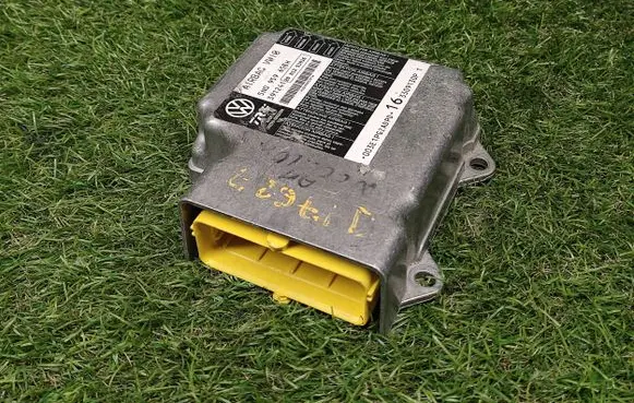 Volkswagen PASSAT CC Airbag control unit/module 5N0959655H