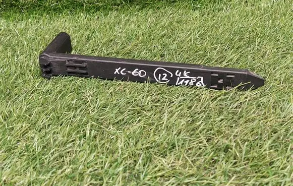 Volvo XC60 Headlight/headlamp mounting bracket 30763154 89075547