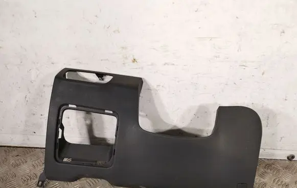 Hyundai Santa Fe Dashboard lower bottom trim panel 84750S2000
