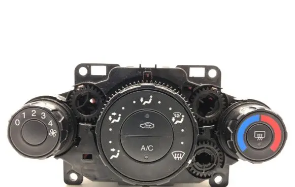 Ford Fiesta Interior fan control switch 8A6119980AE