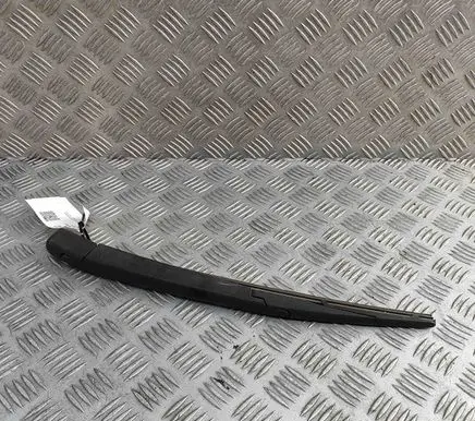 Hyundai Santa Fe Rear wiper blade arm 