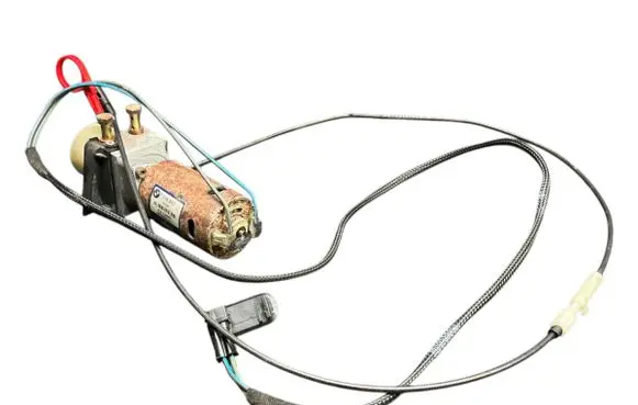 BMW Z4 E85 E86 Tailgate hydraulic pump motor 7016893 031296 HB70306002