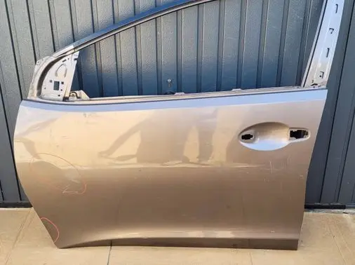 Honda Civic IX Front door