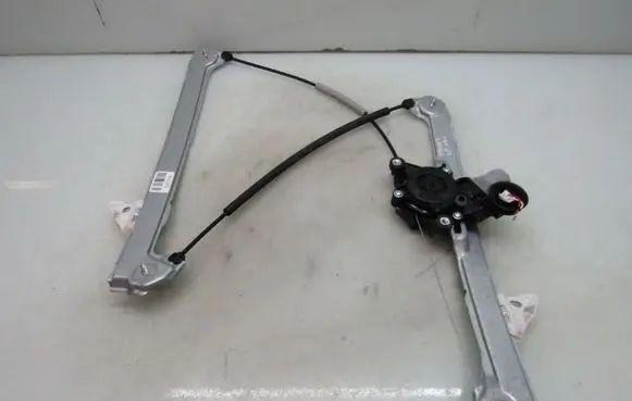 Mazda 3 Front door window regulator with motor BCJH5958X
