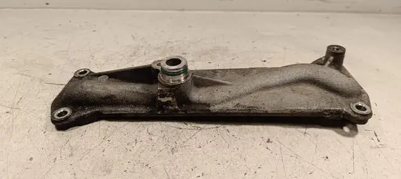 Audi Q7 4M EGR valve cooler bracket 059131680D Z059131685D