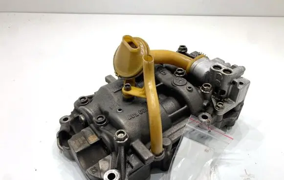 Volkswagen Transporter - Caravelle T5 Balance shaft 03L103537