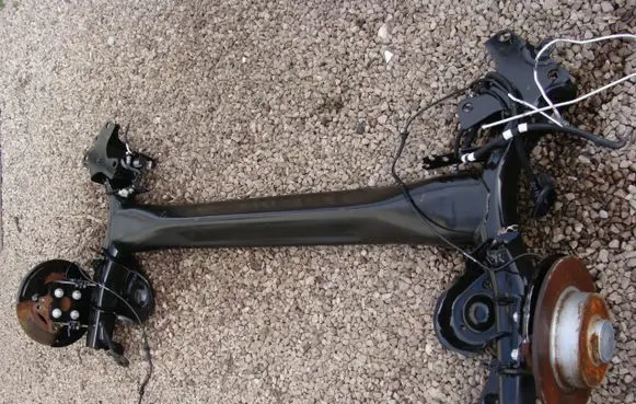 Renault Megane IV Rear axle beam 
