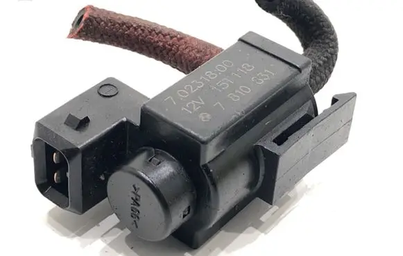 BMW X6 F16 Fuel pressure regulator 7810831