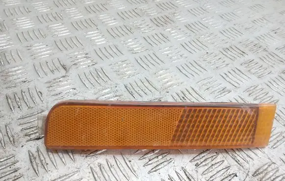 Pontiac Trans Sport Front reflector 16517367