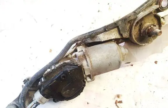 Mazda CX-7 Wiper motor