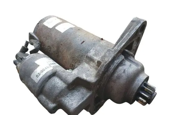 Volkswagen Golf V Starter motor 2339305324