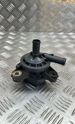 Toyota RAV 4 (XA40) Electric auxiliary coolant/water pump G904048010