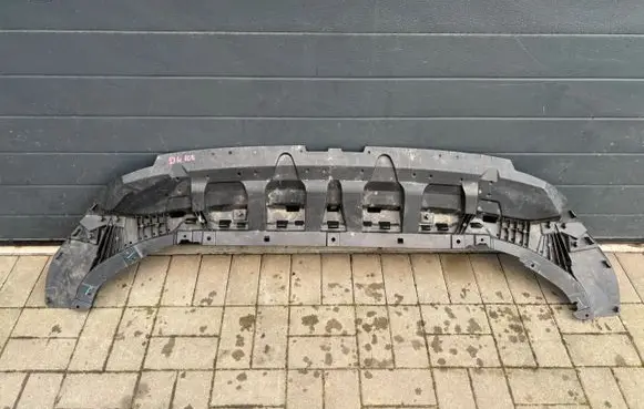 Audi Q8 Front bumper DK100