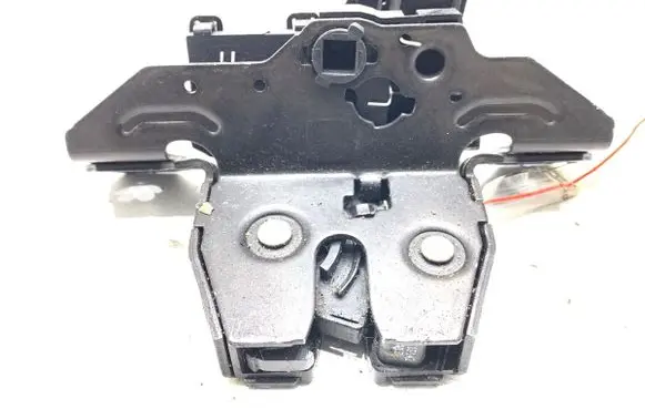 Opel Zafira C Tailgate exterior lock 13587646