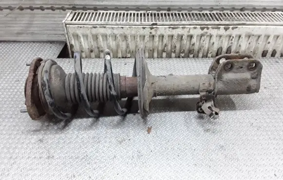 Toyota Avensis T250 Front shock absorber with coil spring