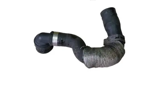 Volkswagen PASSAT B8 Engine coolant pipe/hose 5Q0122291N