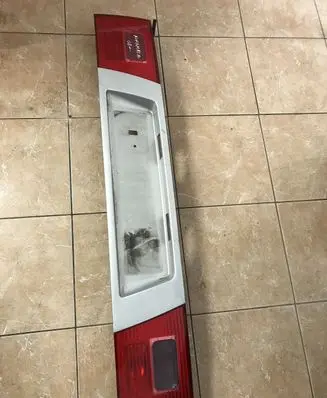 Seat Alhambra (Mk1) Tailgate trim