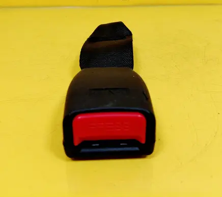 Hyundai Getz Rear seatbelt buckle 