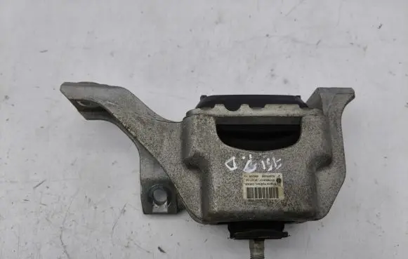 Mini Cooper Countryman R60 Engine mount bracket 6779805
