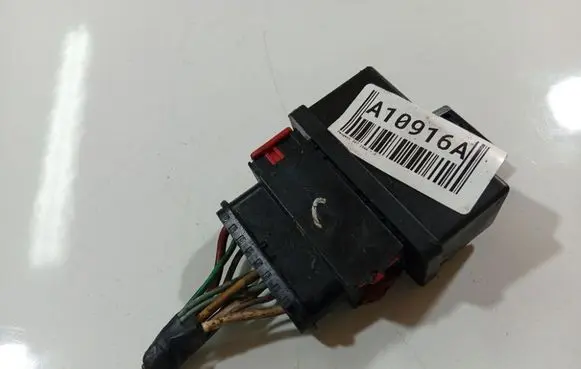 Peugeot 207 Fuel injection pump control unit/module 240107