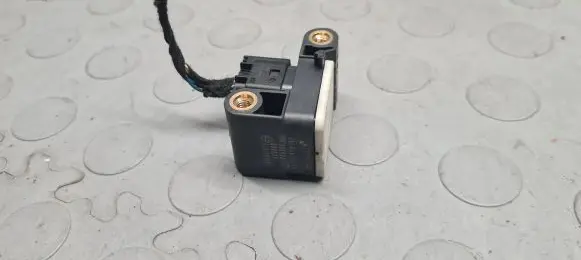 BMW 1 E81 E87 Airbag deployment crash/impact sensor 6911003 0065006070