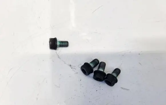 Audi A6 S6 C5 4B Nuts/bolts 