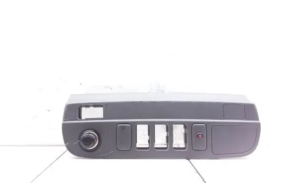 Toyota Hilux (AN10, AN20, AN30) Cigarette lighter 554490K070