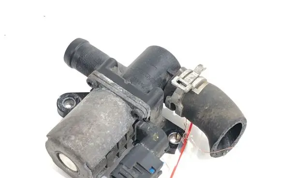 Renault Express Oil filter mounting bracket 212309316R