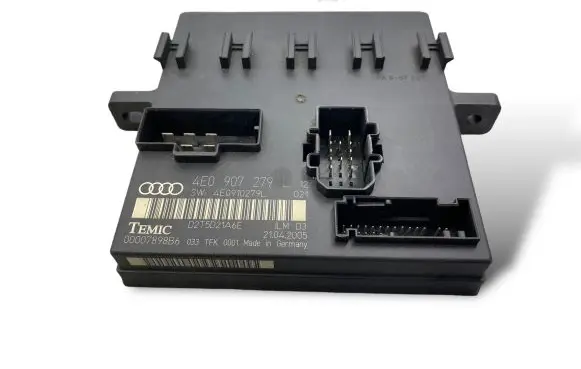 Audi A8 S8 D3 4E Comfort/convenience module 4E0907279L 4E0910279L D2T5D21A6E