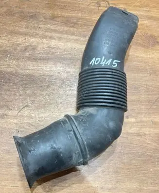 BMW 7 E65 E66 Air intake duct part 7789131 58300015 446145