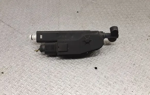 Volkswagen Phaeton Headlight washer spray nozzle 3D0955978B