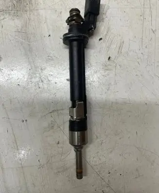 Porsche Cayenne (9PA) Fuel injector 03H906